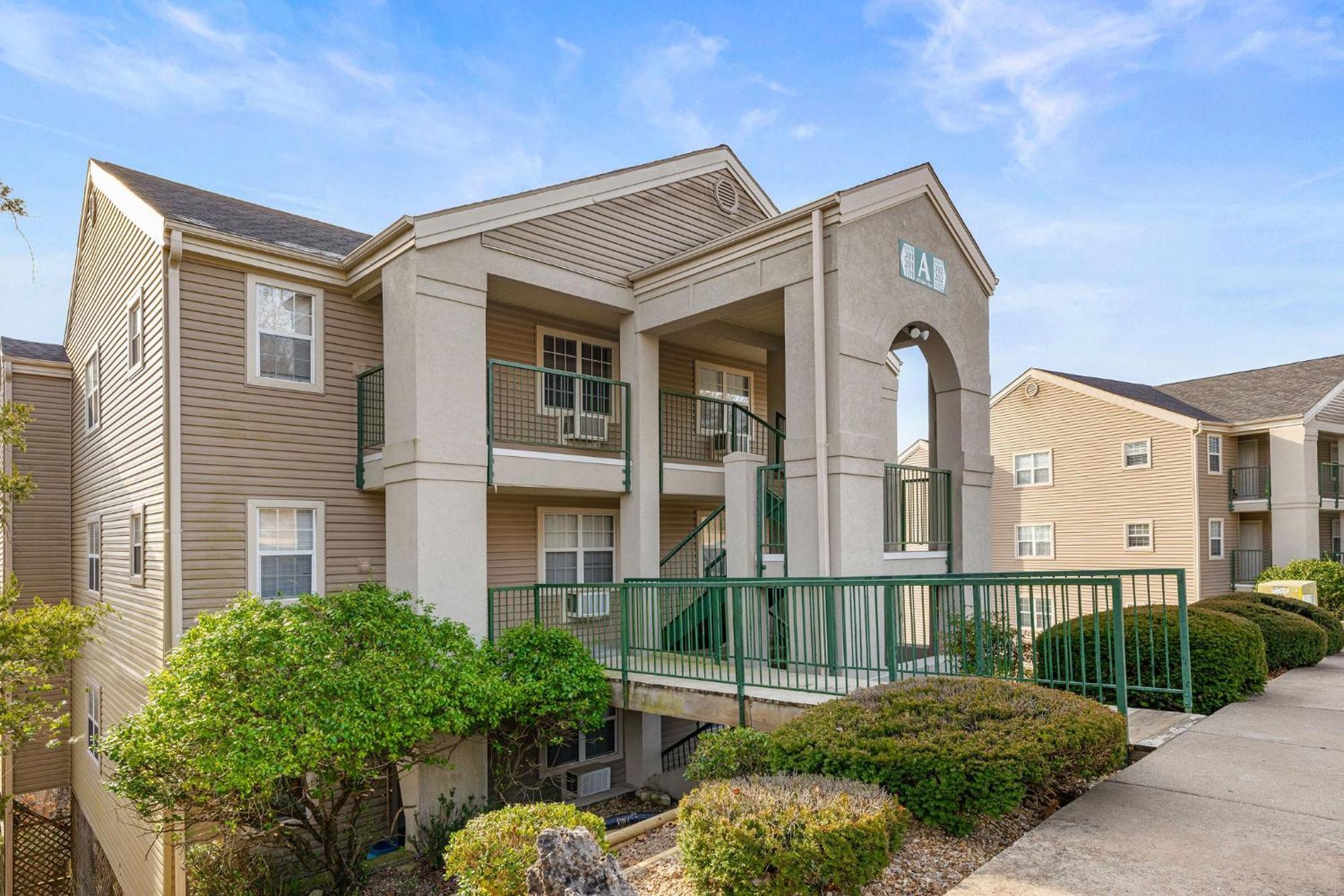 Cozy Top Floor 2Br Condo With View And Amenities!! Point Lookout Exterior photo